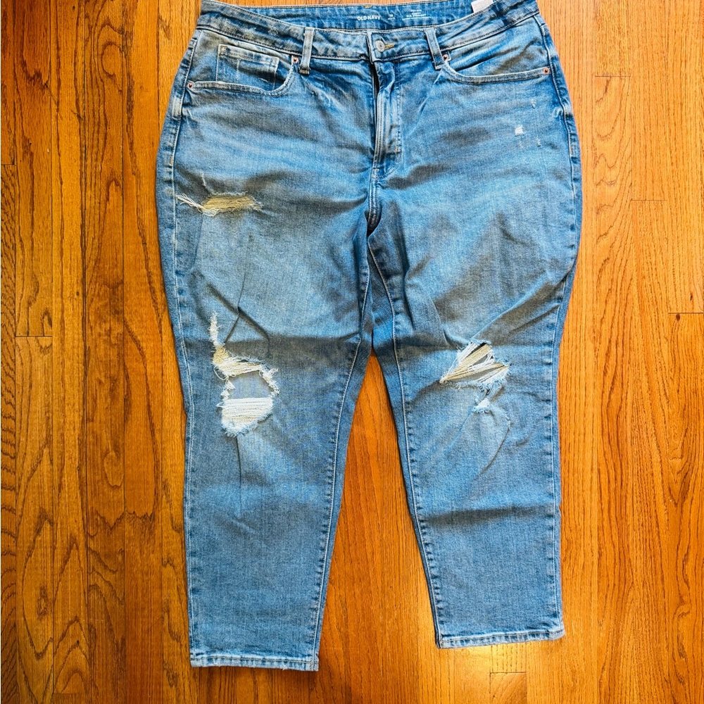 Old Navy Curvy OG Straight Distressed Jeans